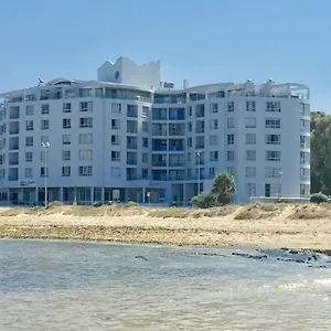 Hotel Ocean Breeze, Strand