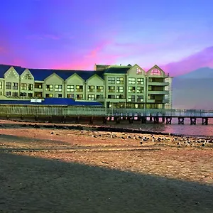 Apartment Pavilion, Strand